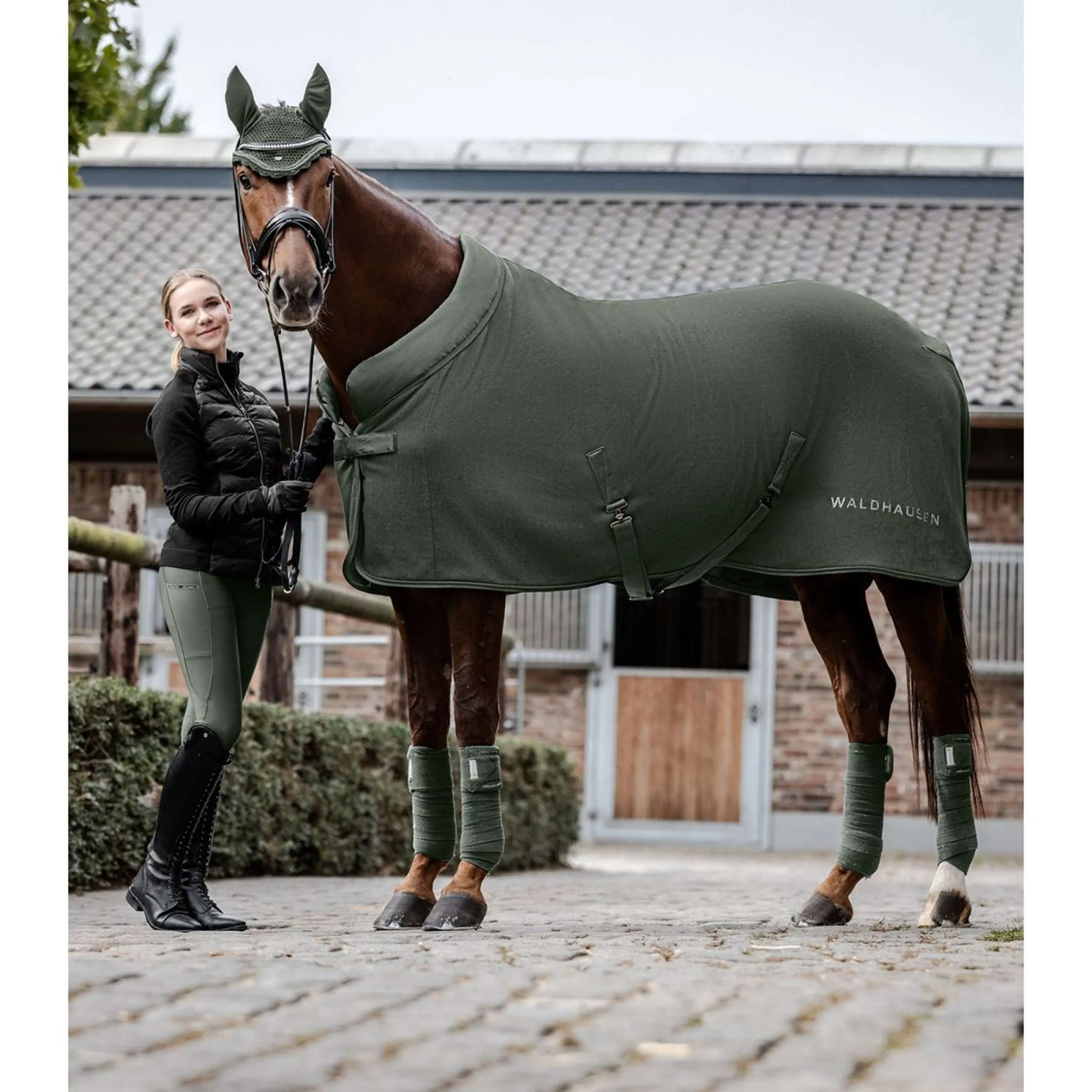 Waldhausen Couverture Polaire Nepal Olive foncé